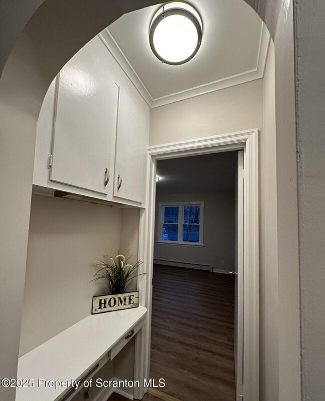 Building Photo - 2008 S Webster Ave