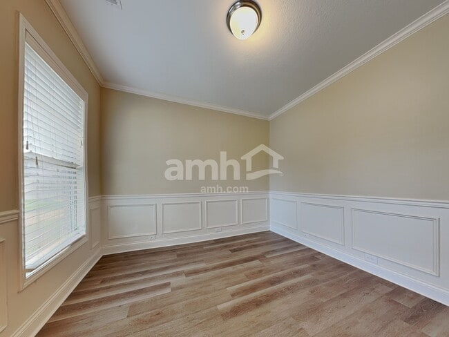 Building Photo - 3419 Greentree Ln