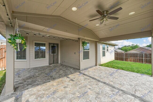 Building Photo - 601 Gin Lake Trl
