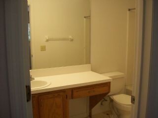 Building Photo - 3/3 Townhouse in Rockwood Villas – Great Location Near Bus Stop to UF!