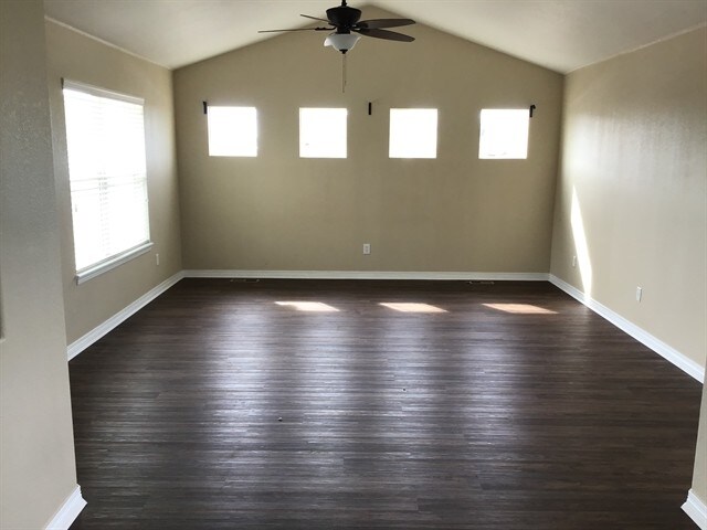 Building Photo - 17593 E 98th Way