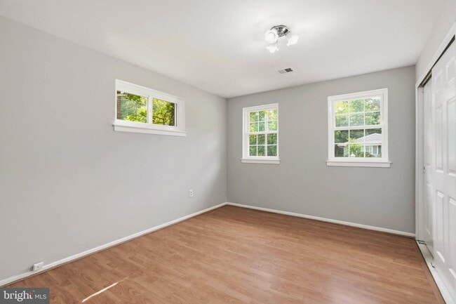 Building Photo - 808 E Franklin Ave