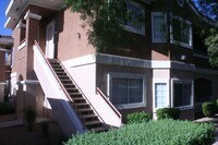 Building Photo - 2 Bed, 2 Bath, downstairs, 1 Story Unit, 1...