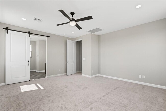Building Photo - 35763 Geode Wy