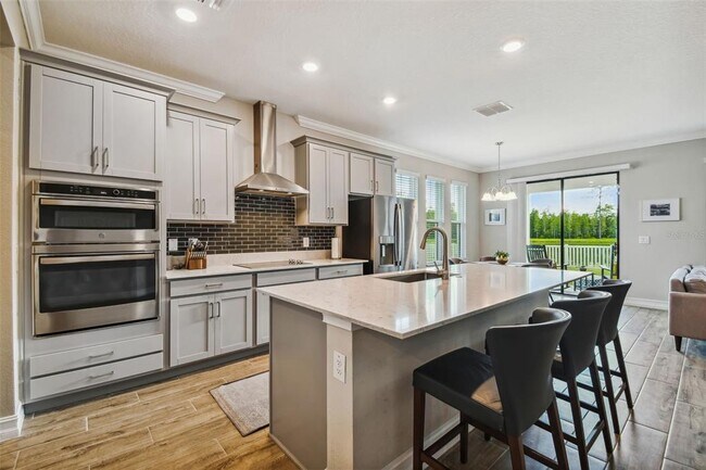 Building Photo - 9571 Little Bluestem Dr