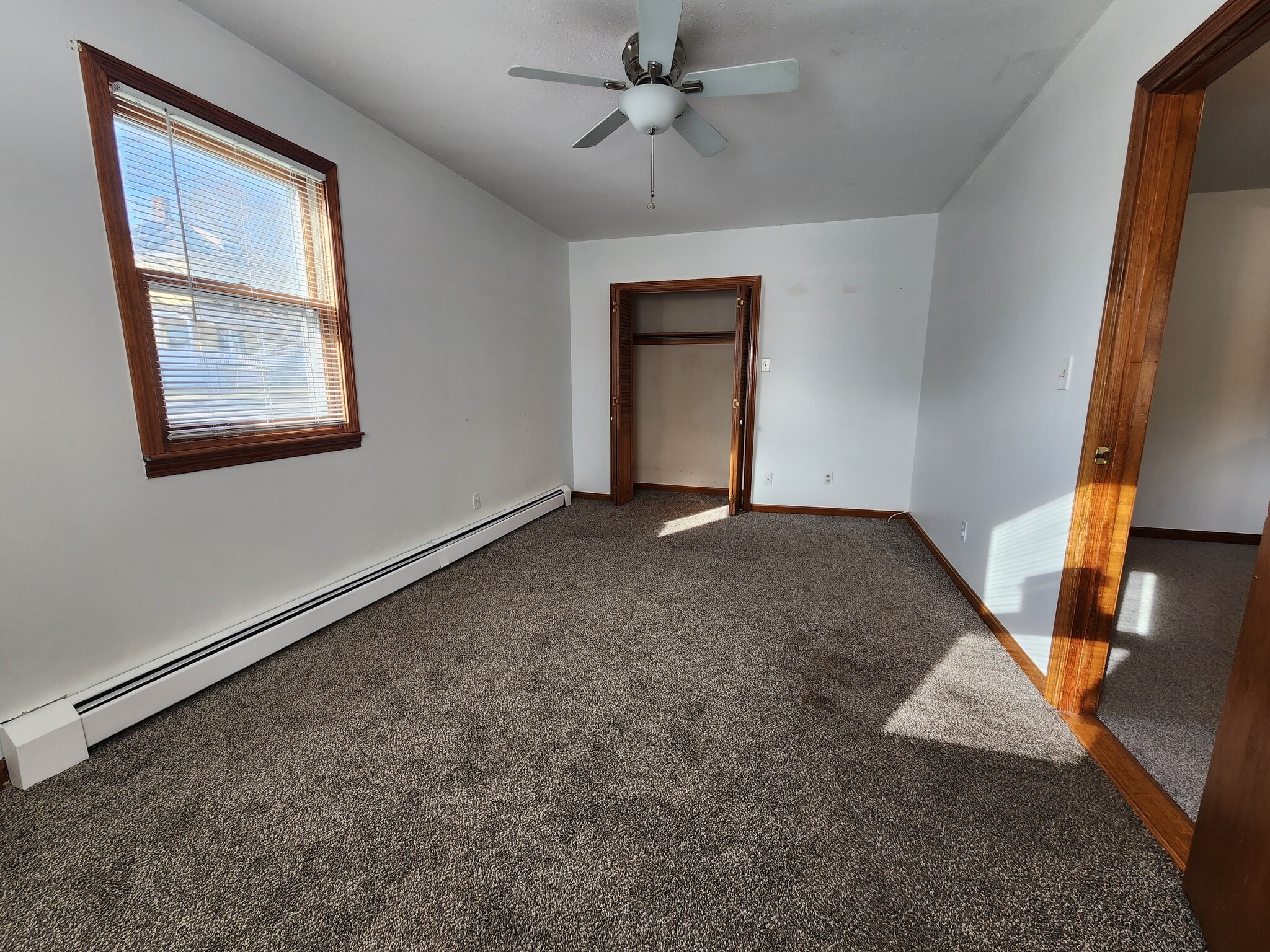 Building Photo - 31 Elm St