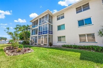 Building Photo - 708 S Tamiami Trl