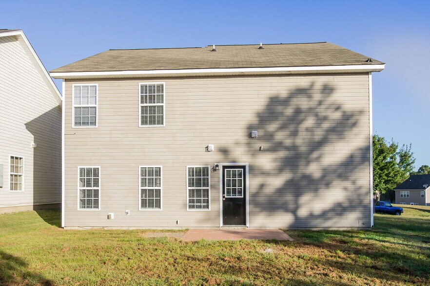 Building Photo - 1041 Ramsgate Dr SW