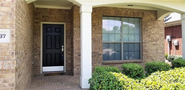 Building Photo - 15537 Gatehouse Dr