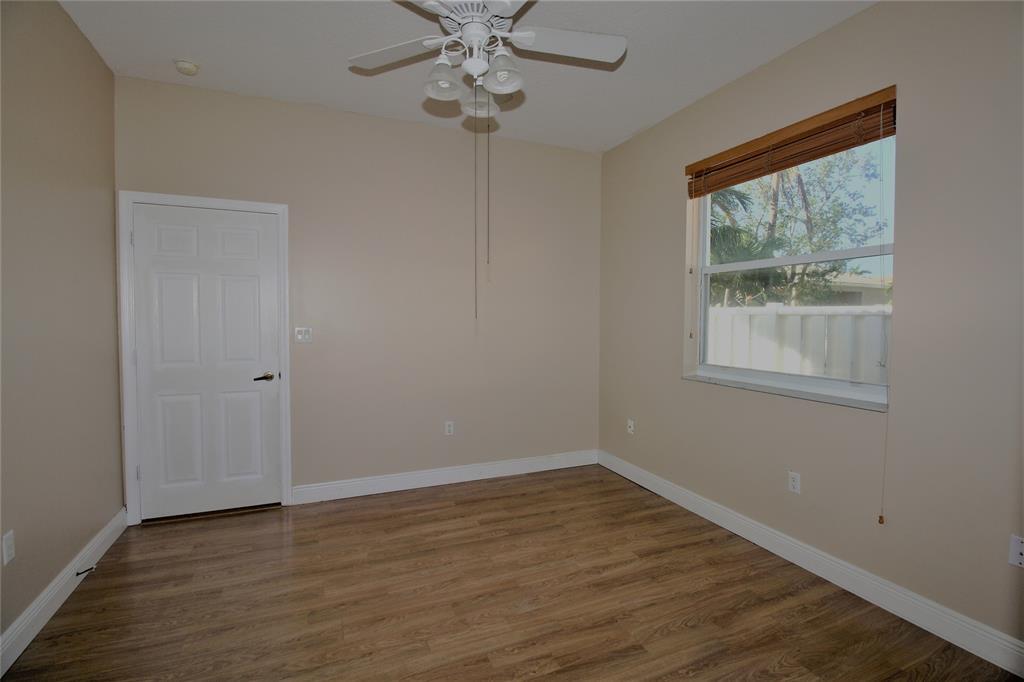 Building Photo - 2178 NW 141st Ave