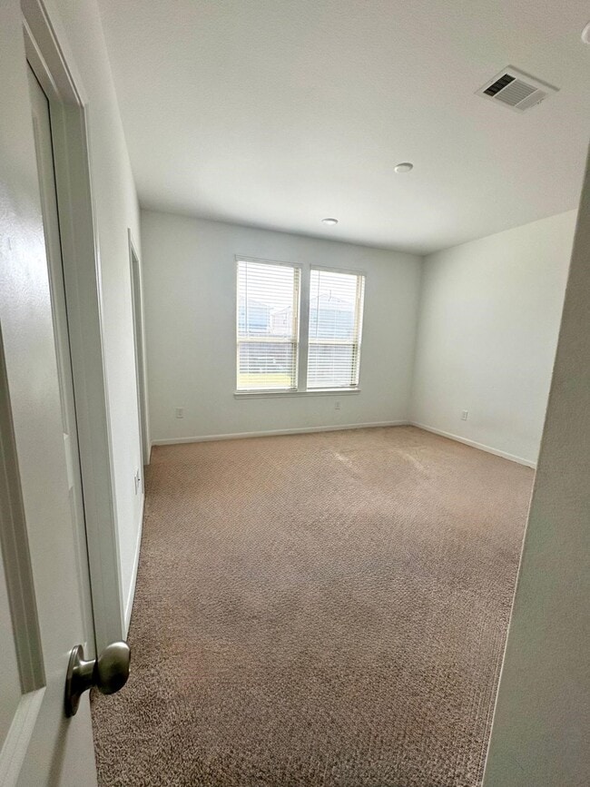 Building Photo - 1309 Grass Bnd Dr