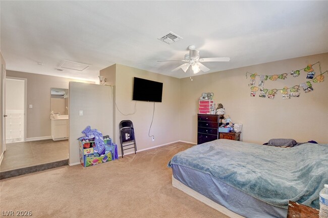 Building Photo - 2408 El Cortez Ave