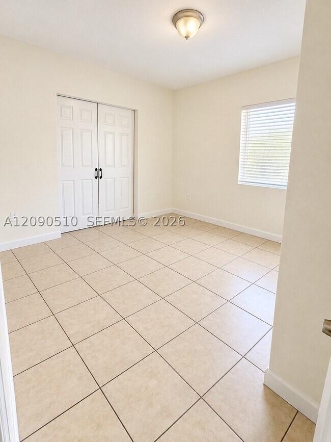 Building Photo - 26526 SW 138th Ave