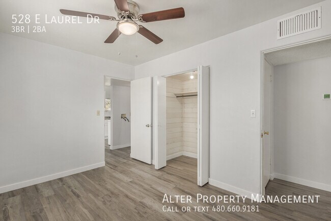 Building Photo - 528 E Laurel Dr