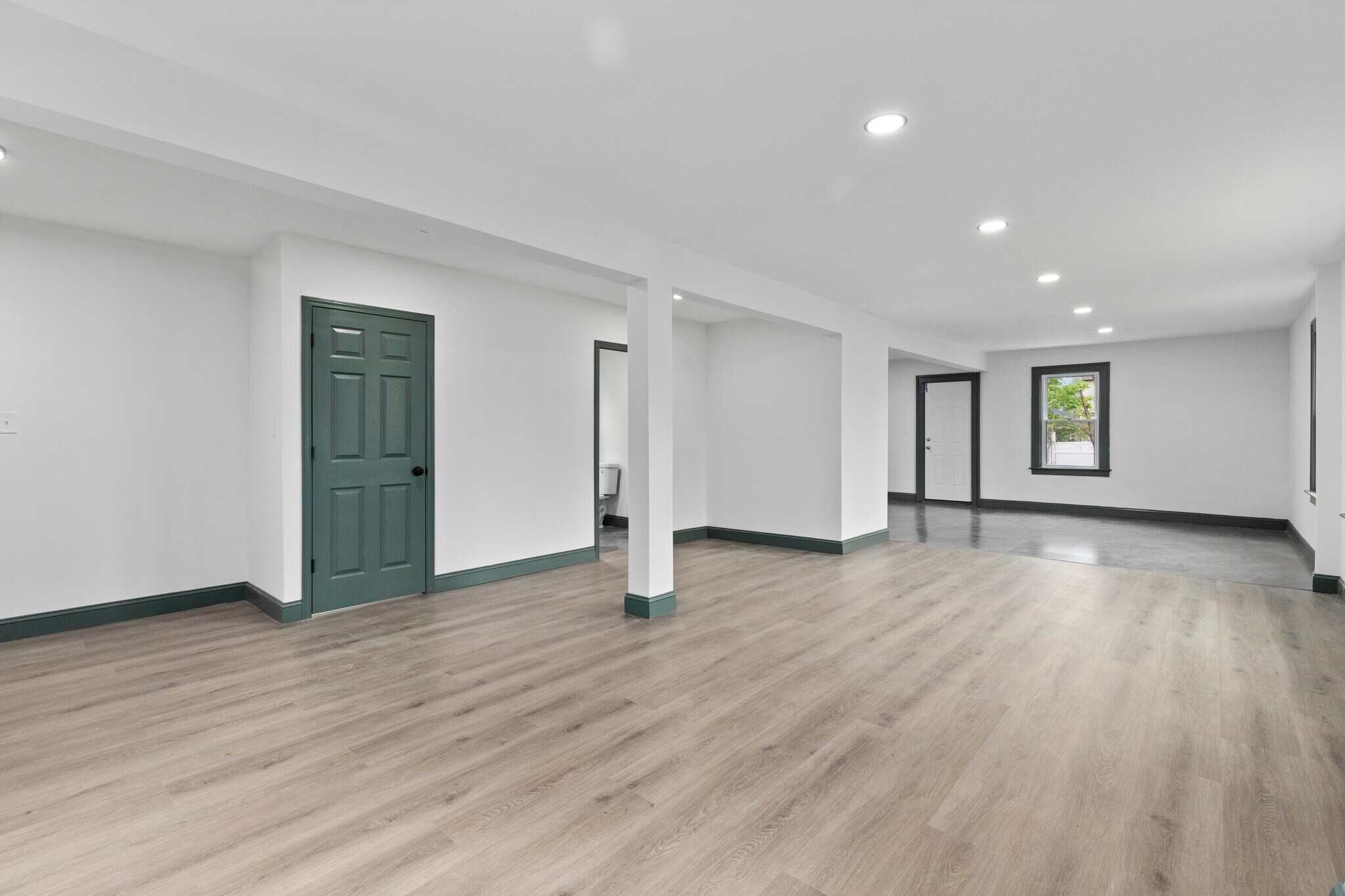 Building Photo - 15781 Washburn St