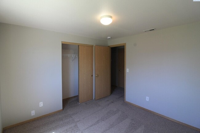 Building Photo - 3 Bed, 2 Bath Rambler in Pasco