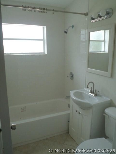 Building Photo - 3275 Orange St