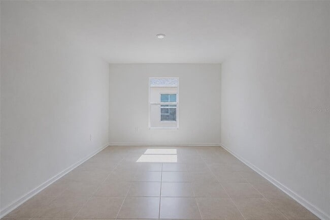 Building Photo - 371 ARTEMIS St