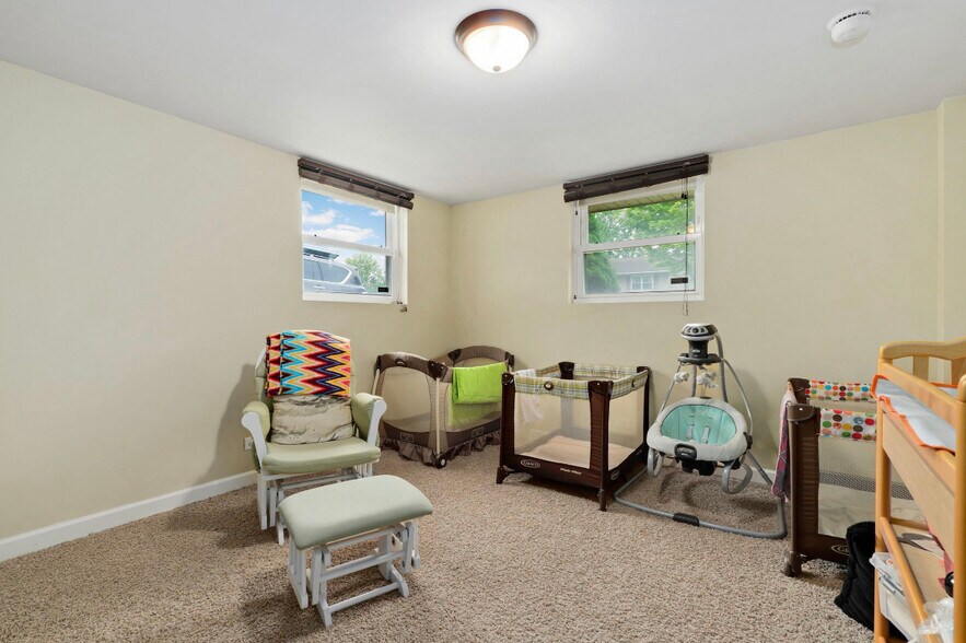 Basement Bedroom - 511 Krause Ave