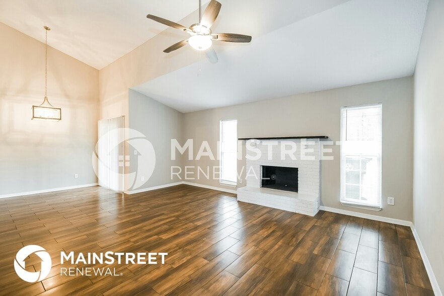 Building Photo - 3506 Whalers Way