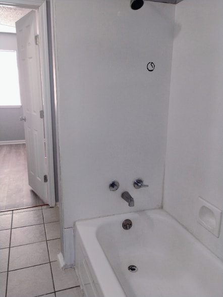 Building Photo - 12240 Jackson Rd