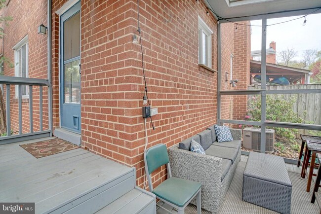 Building Photo - 113 E Taylor Run Pkwy
