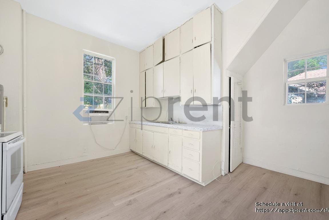 Building Photo - 3711 Wendelkin St