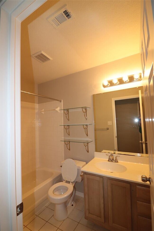 Building Photo - 2820 Single Trace Ct