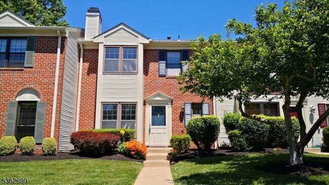 Primary Photo - 51 Woodward Ln