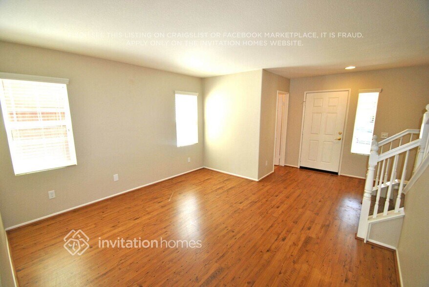 Building Photo - 38354 Falcon Ct