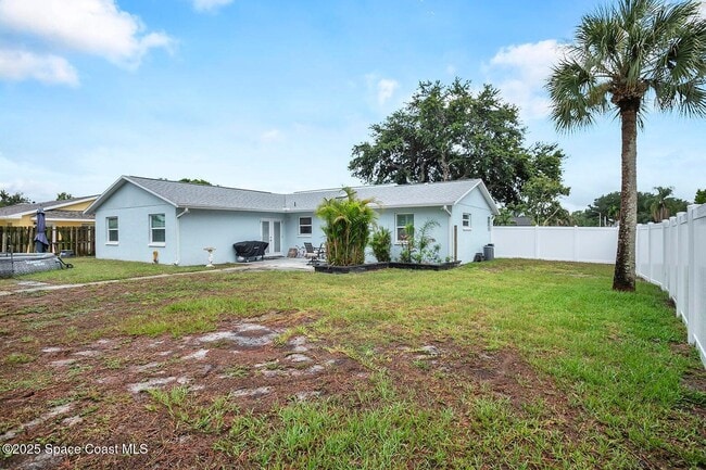 Building Photo - 898 Brunswick Ln