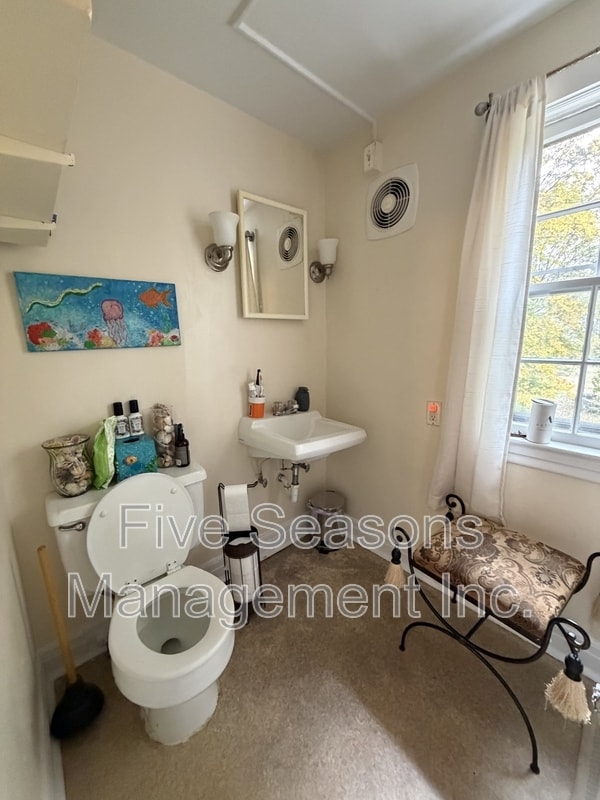 Building Photo - 59 University Terrace