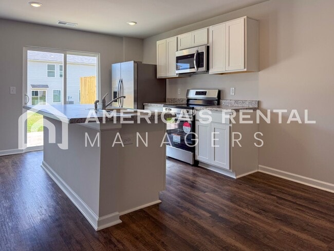 Building Photo - Coming Soon! Available to View Soon!!!