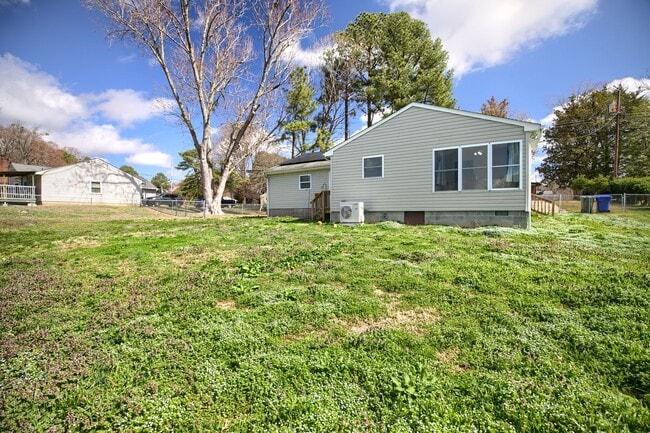 Building Photo - For more information, contact Sabrina at 757-767-0767