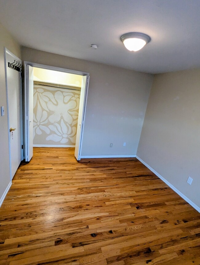 Building Photo - 1340 Dawson Dr