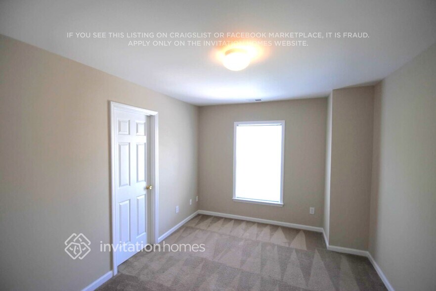 Building Photo - 4402 Walforde Blvd