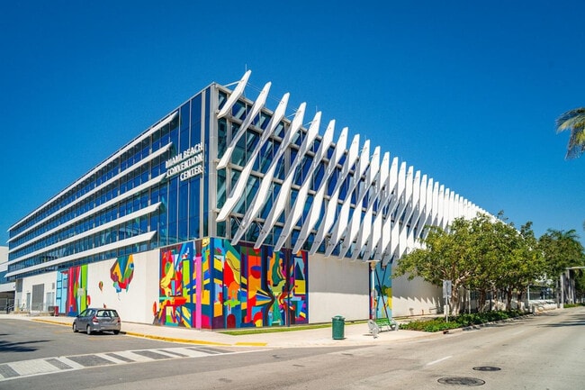 Building Photo - 1700 Alton Rd