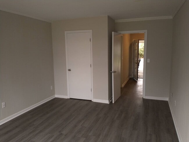 Building Photo - Nice 3/2 Available Soon!