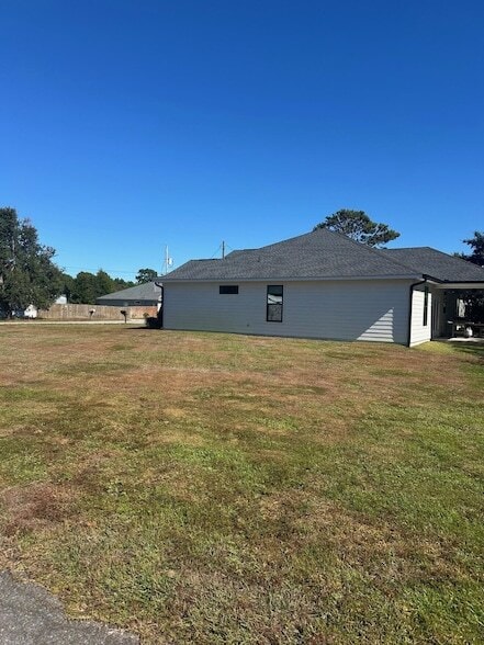 Building Photo - 4819 Whitewood Rd