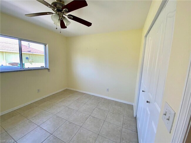 Building Photo - 1922 NE 14th Terrace