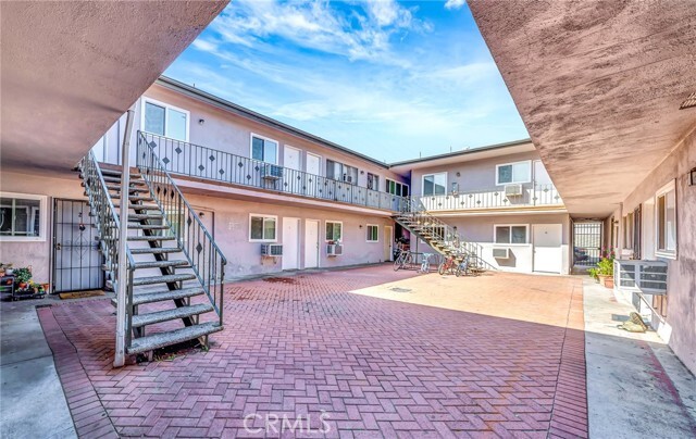 Building Photo - 6735 Elmer Ave