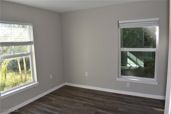 Building Photo - 152 Red Cedar Park