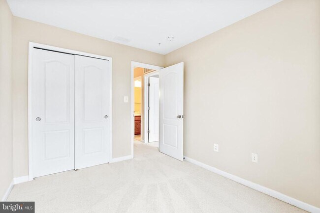 Building Photo - 8479 Randell Rdg Rd