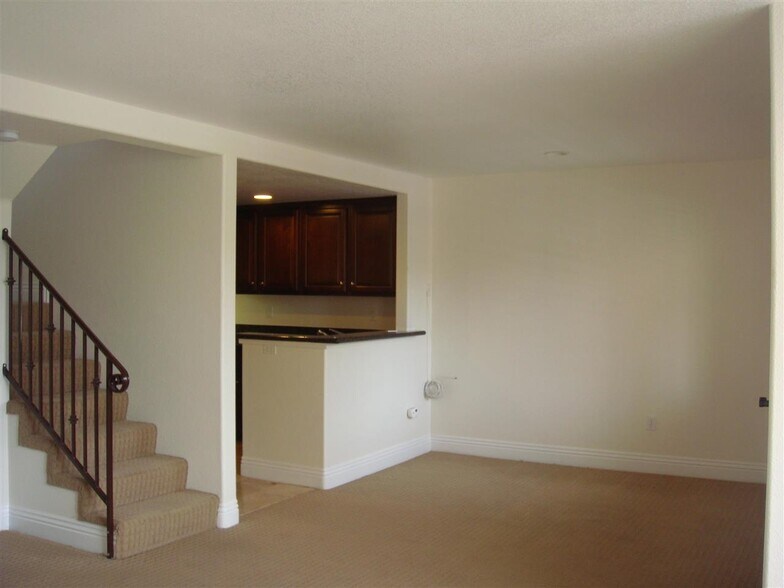 Building Photo - 3969 Nobel Dr