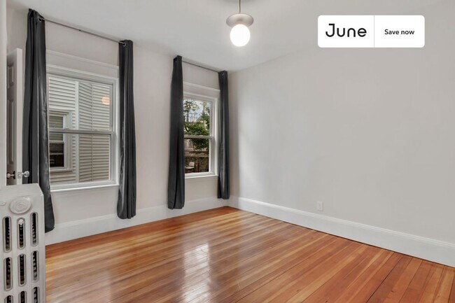 Building Photo - 20 Alcott St