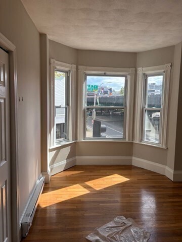 Primary Photo - 132 Chelsea St
