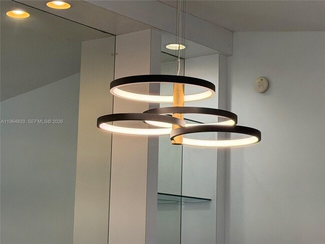 Building Photo - 8270 Eleuthera Ln