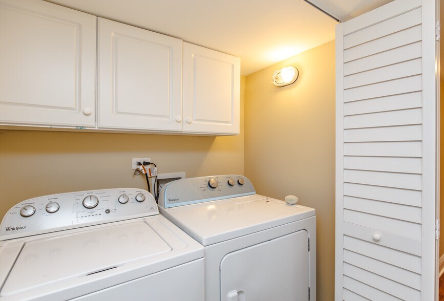 Building Photo - 1306 Eddy W St