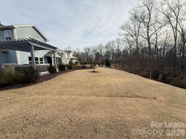 Building Photo - 2035 Beacon Ave