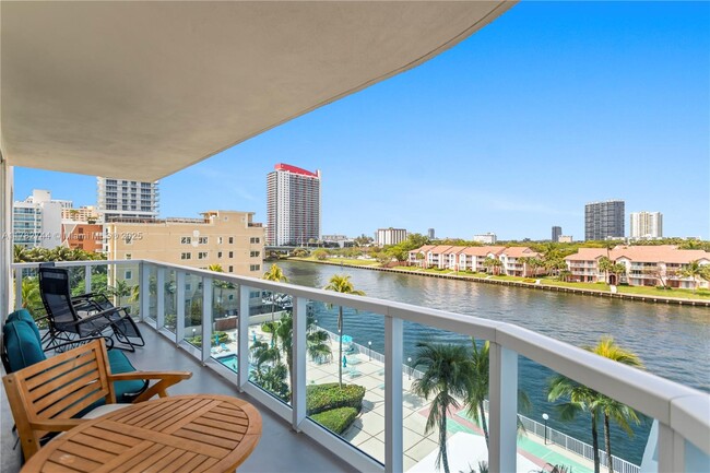 Building Photo - 3800 S Ocean Dr